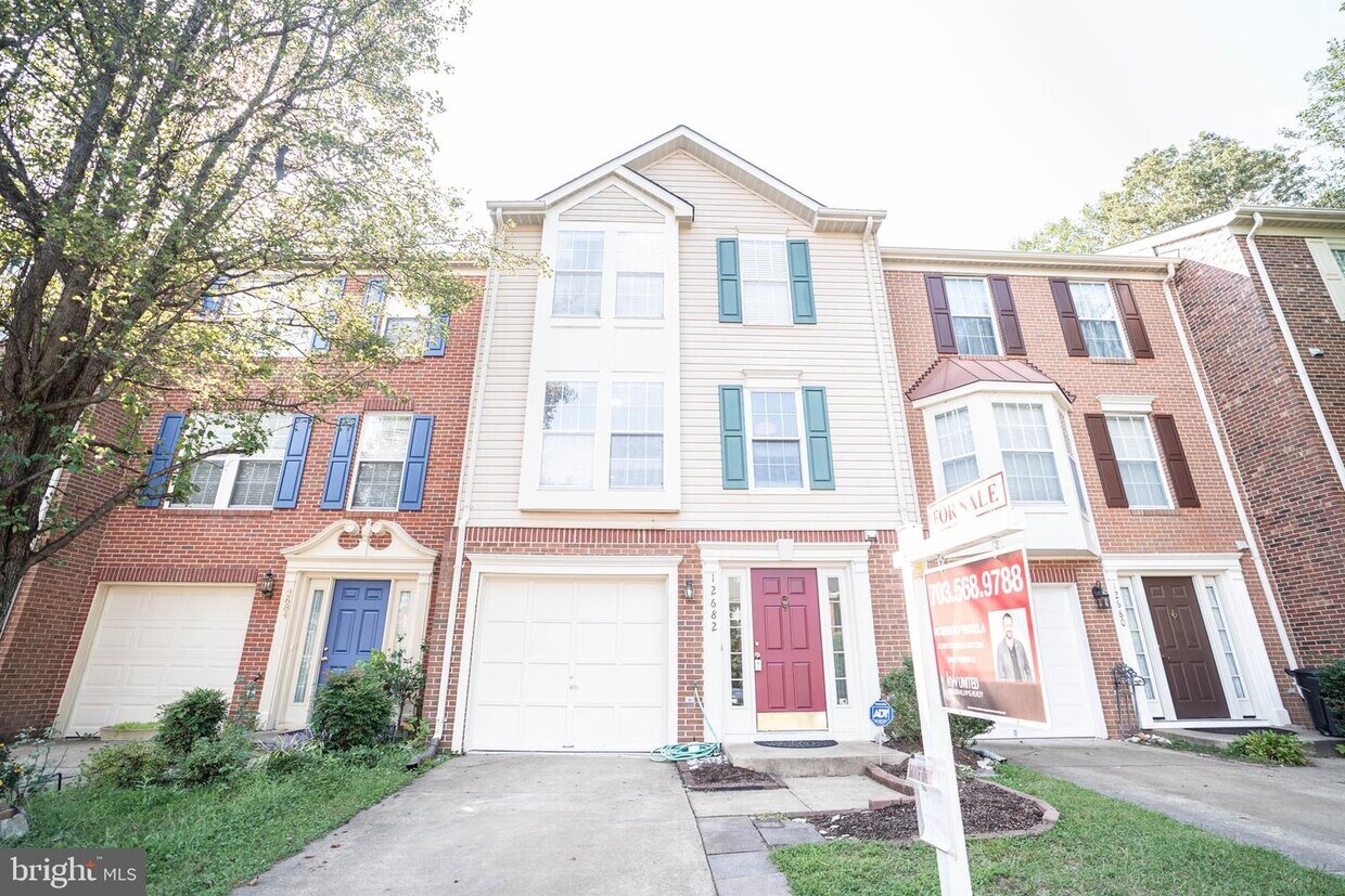 12682 Perchance Terrace, Woodbridge, VA 22192 Townhome Rentals in