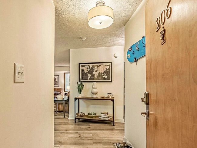 Foto del edificio - 400 20th Ave N