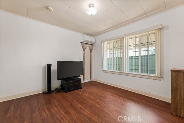Foto del edificio - 2729 W Main St