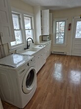 Building Photo - 904 Ash St