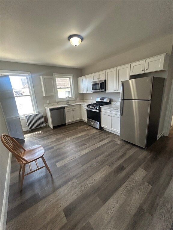 Foto del edificio - 666 Metropolitan Ave