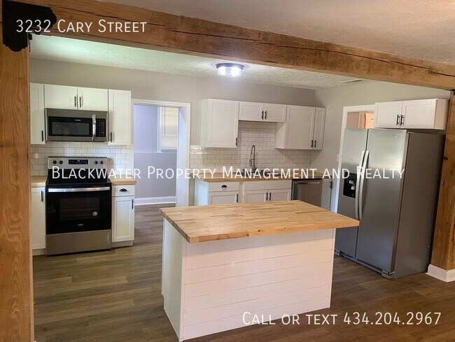 Foto del edificio - Beautiful 2 Bedroom Single Family Home