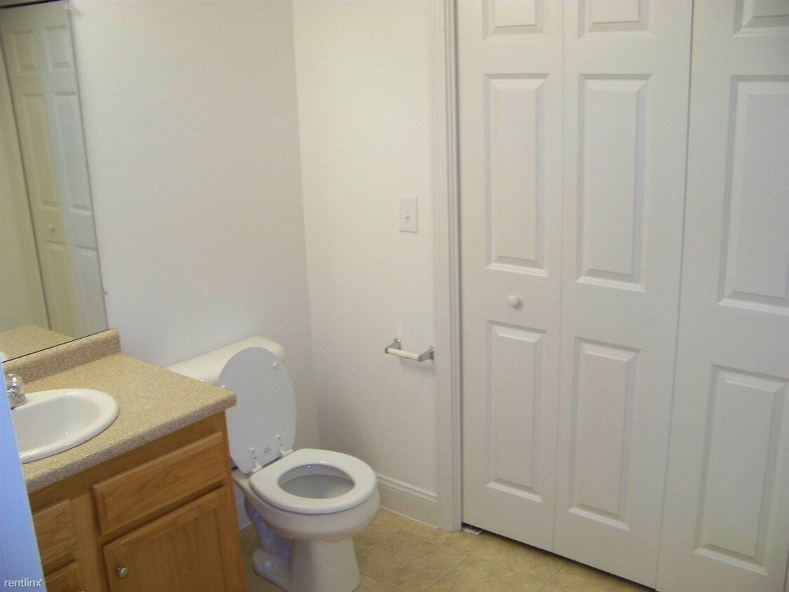 Primary Photo - 133 Marathon Way