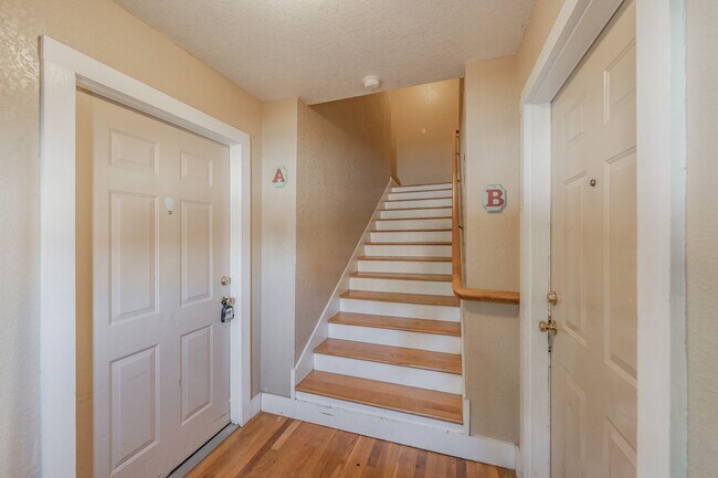 Foto del edificio - Efficiency apartment in the Historical Fai...