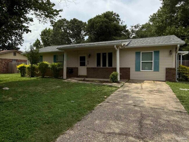 Building Photo - 790 Deedra Ave