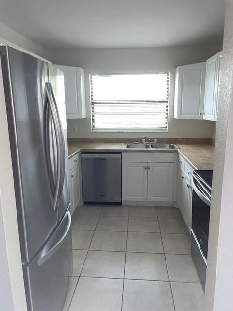 Foto del edificio - 1350 White Pine Dr