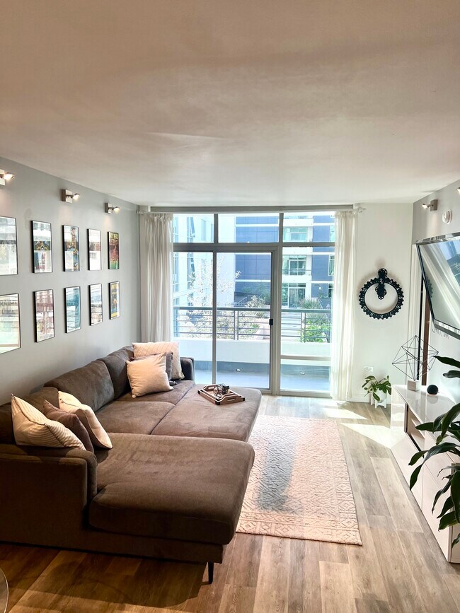 Foto del edificio - 425 W Beech St