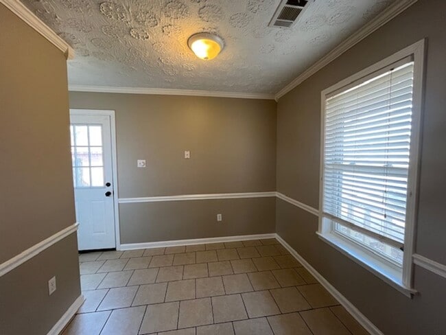 Foto del edificio - Renovated 3 Bedroom 2 Bath Home for Rent!