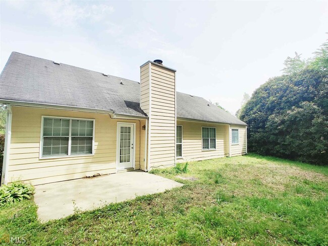 Building Photo - 735 Allen's Landing Dr SE