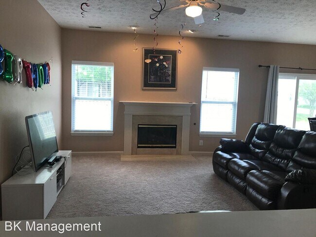 Foto del edificio - 3 br, 2.5 bath House - 3360 Humboldt St