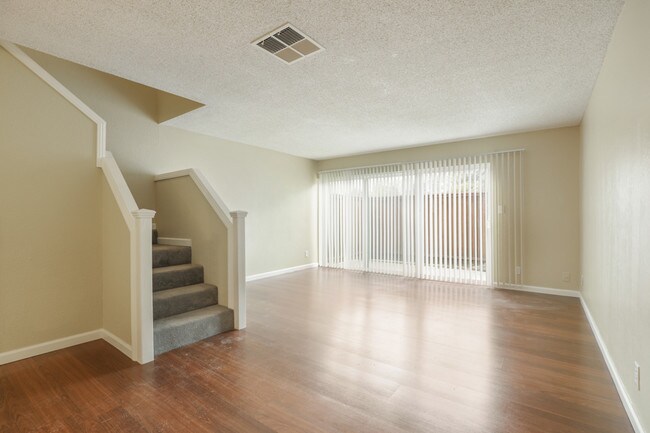 Building Photo - 4600 Marconi Ave