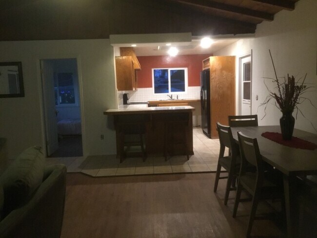 Foto del edificio - 9535 Prospect Ave