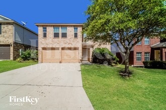 Building Photo - 3838 Sausalito Fern