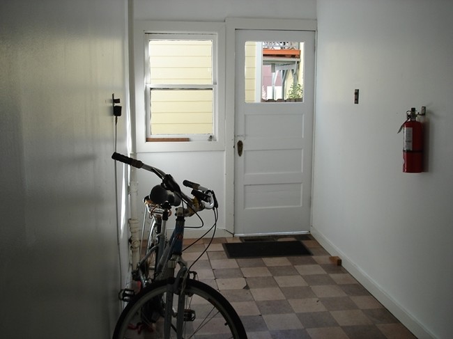 Interior Photo - 211 San Anselmo Ave