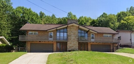 Building Photo - 4191 W Ridgewood Dr