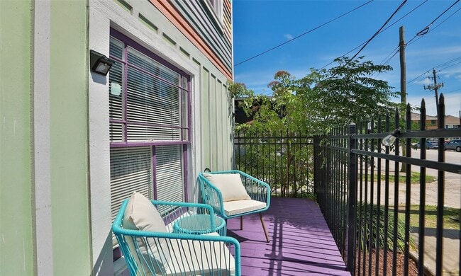 Building Photo - 1212 39th St