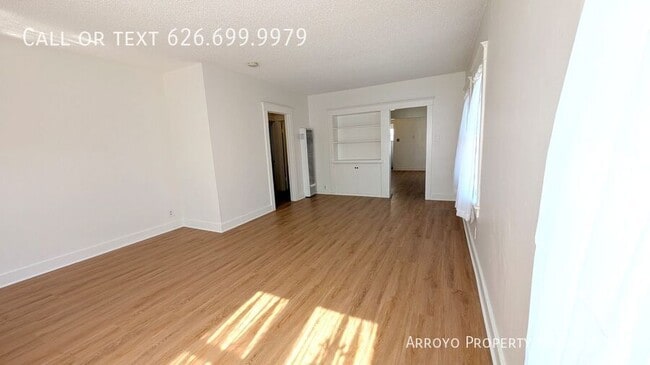 Building Photo - 157 Norumbega Dr