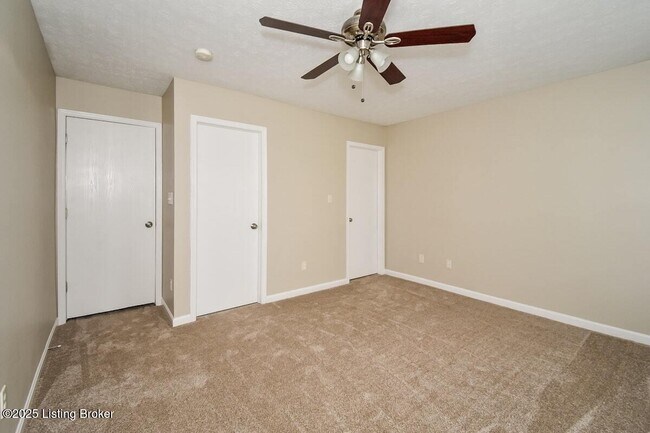 Building Photo - 6631 Hunters Creek Blvd