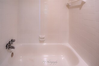 Building Photo - 12500 Sandpiper Dr