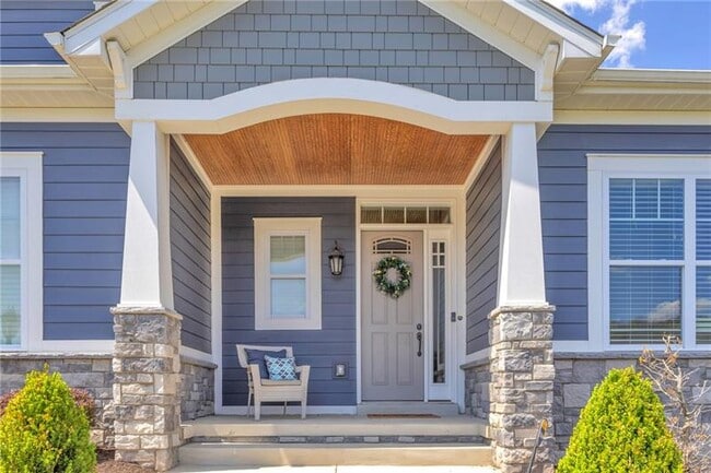 Building Photo - 5525 Fontana Ct