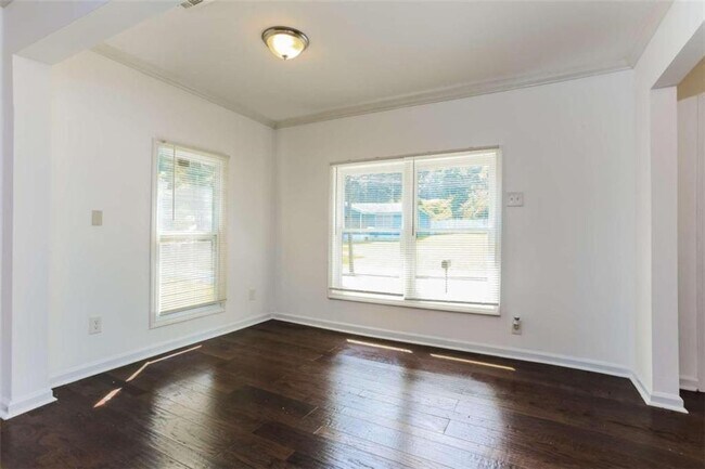 Foto del edificio - 2308 Palmetto Ave SW