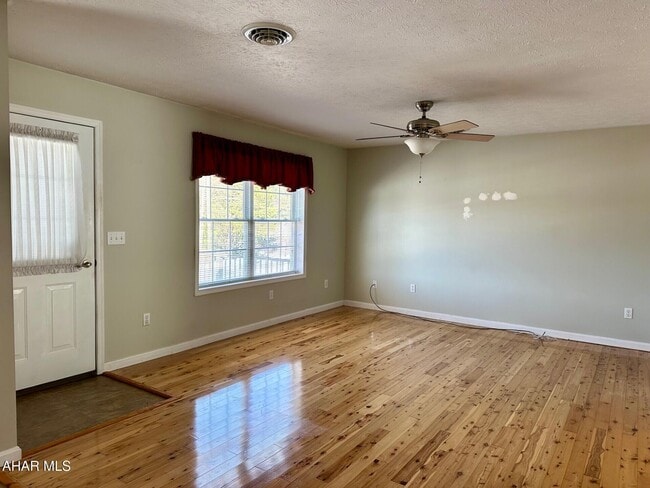 Building Photo - 1210 Imlertown Rd