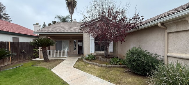 Foto del edificio - Available Now