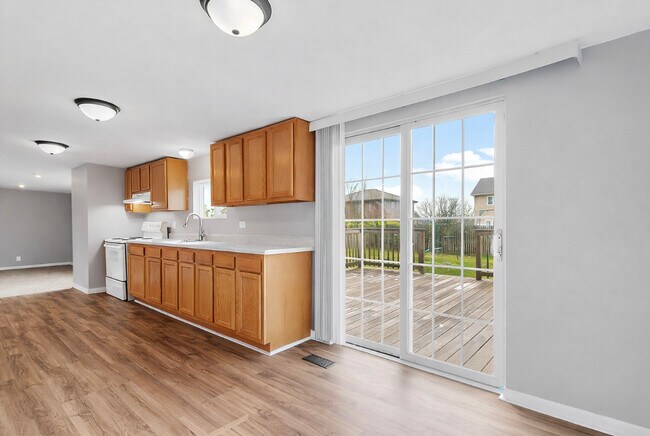 Foto del edificio - 725 S Spencer Rd