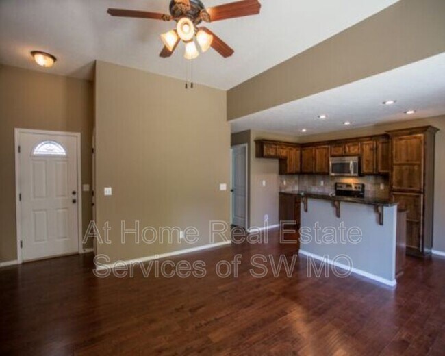 Foto del edificio - 4564 W Greenridge St