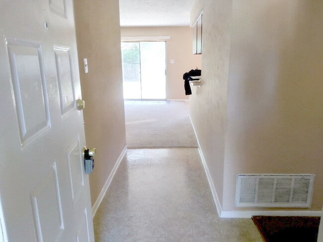 Foto del edificio - 7129 Harwick Ln