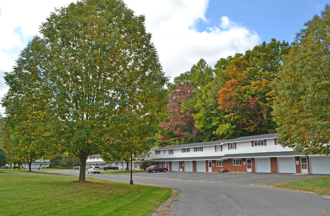 Building Photo - Longbranch Park Apartments