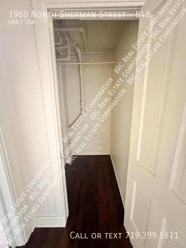 Building Photo - 1960 Sherman St