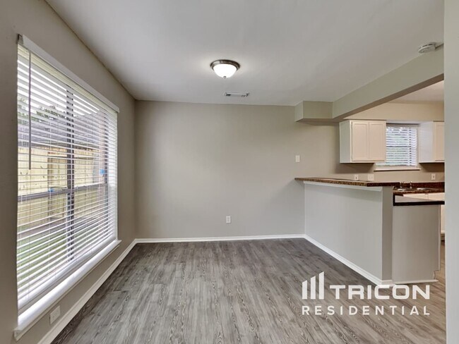 Building Photo - 8010 Halldale Drive Houston TX