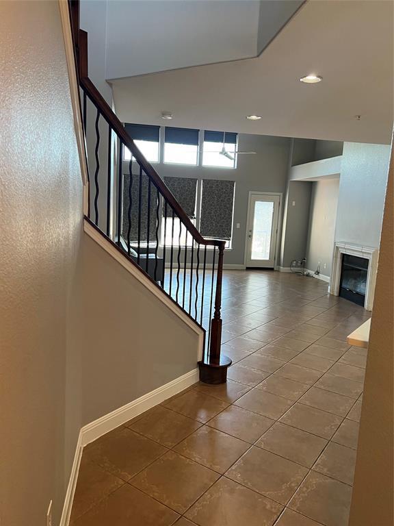 Foto del edificio - 6705 Covered Bridge Dr