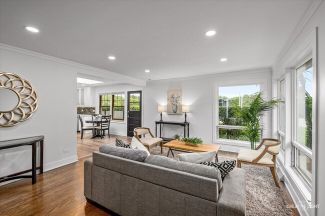 Foto del edificio - 3834 Hampton Ave
