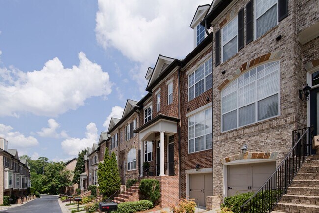 Foto del edificio - 2665 Rivers Edge Dr NE