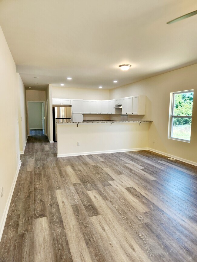 Foto del edificio - 1582 Hobbs Island Rd SE