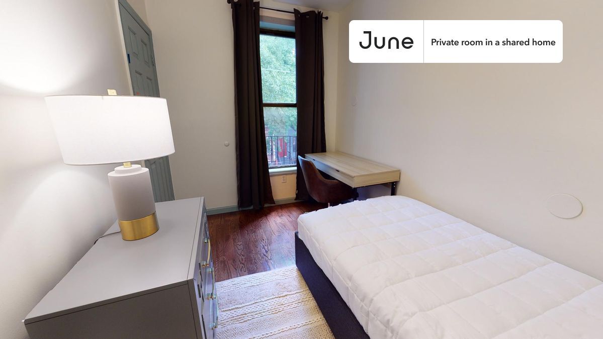 Private bedroom in 3 bed/1 bath Home - Private bedroom in 3 bed/1 bath Home