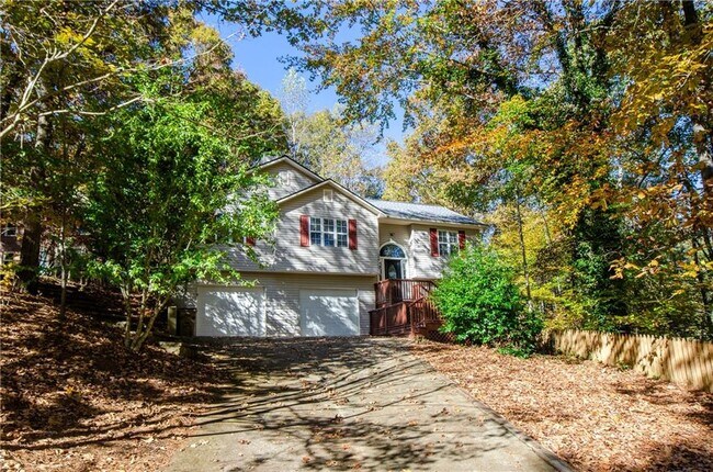 Foto del edificio - 2470 Cambridge Hills Rd