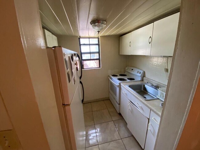Foto del edificio - 20805 Chestnut St