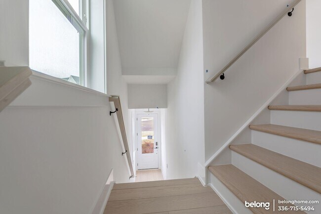Building Photo - 2120 Opulent Oaks Ln