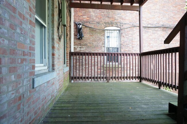 Foto del edificio - 39 Brighton Ave