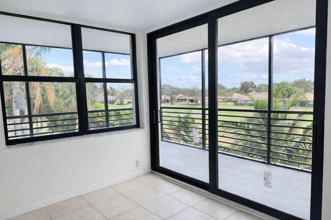 Building Photo - 3800 N Hills Dr