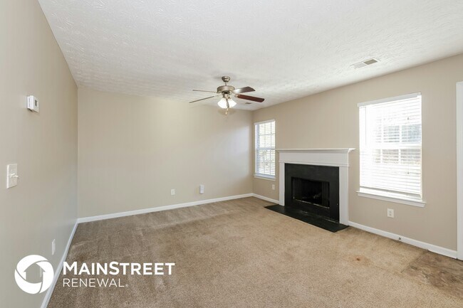 Building Photo - 40 Heaton Dr