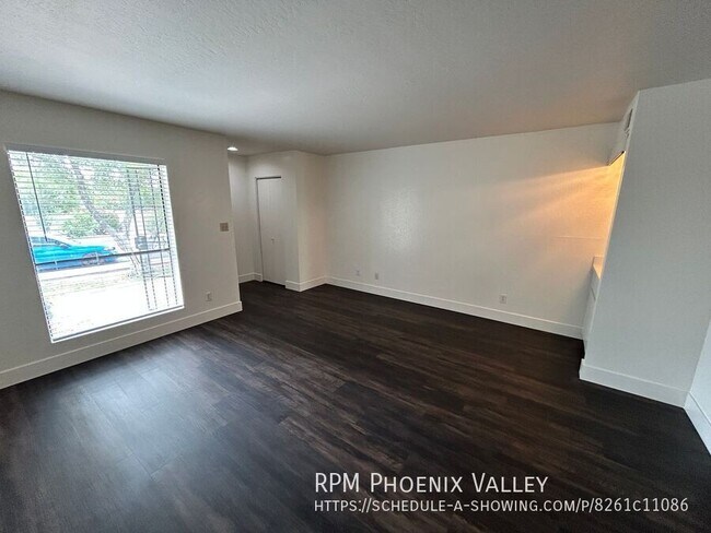 Foto del edificio - 1702 E Ocotillo Rd