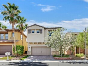 Building Photo - 719 Orchard Course Dr