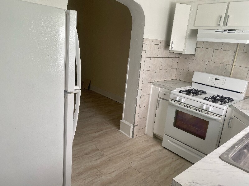Foto principal - 217 S 58th St