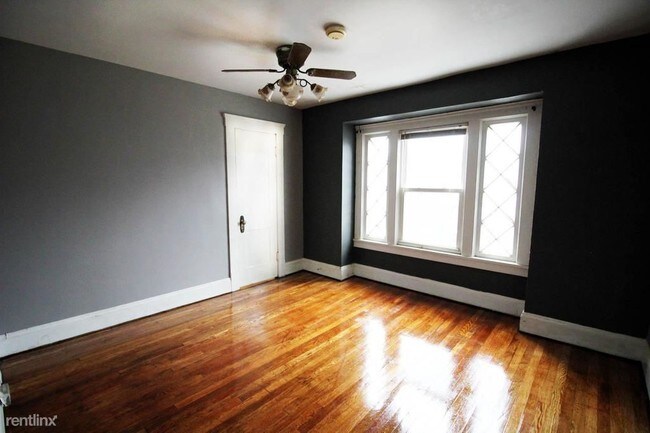 Building Photo - 1468 Wyandotte Ave