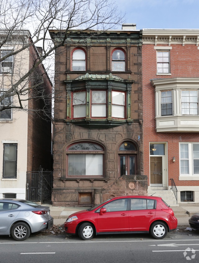 2127 Spring Garden St, Philadelphia, PA 19130 Apartments in