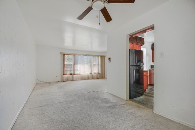 Building Photo - 667 Sullivan Ln